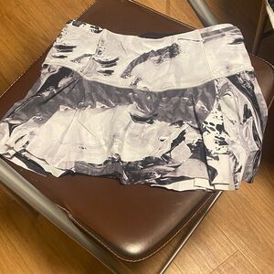 lululemon athletica Black and White Skirt